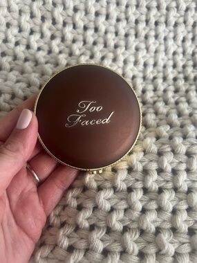 Too Faced dark chocolate soleil matte